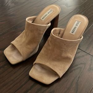 Steve Madden Suede Heels